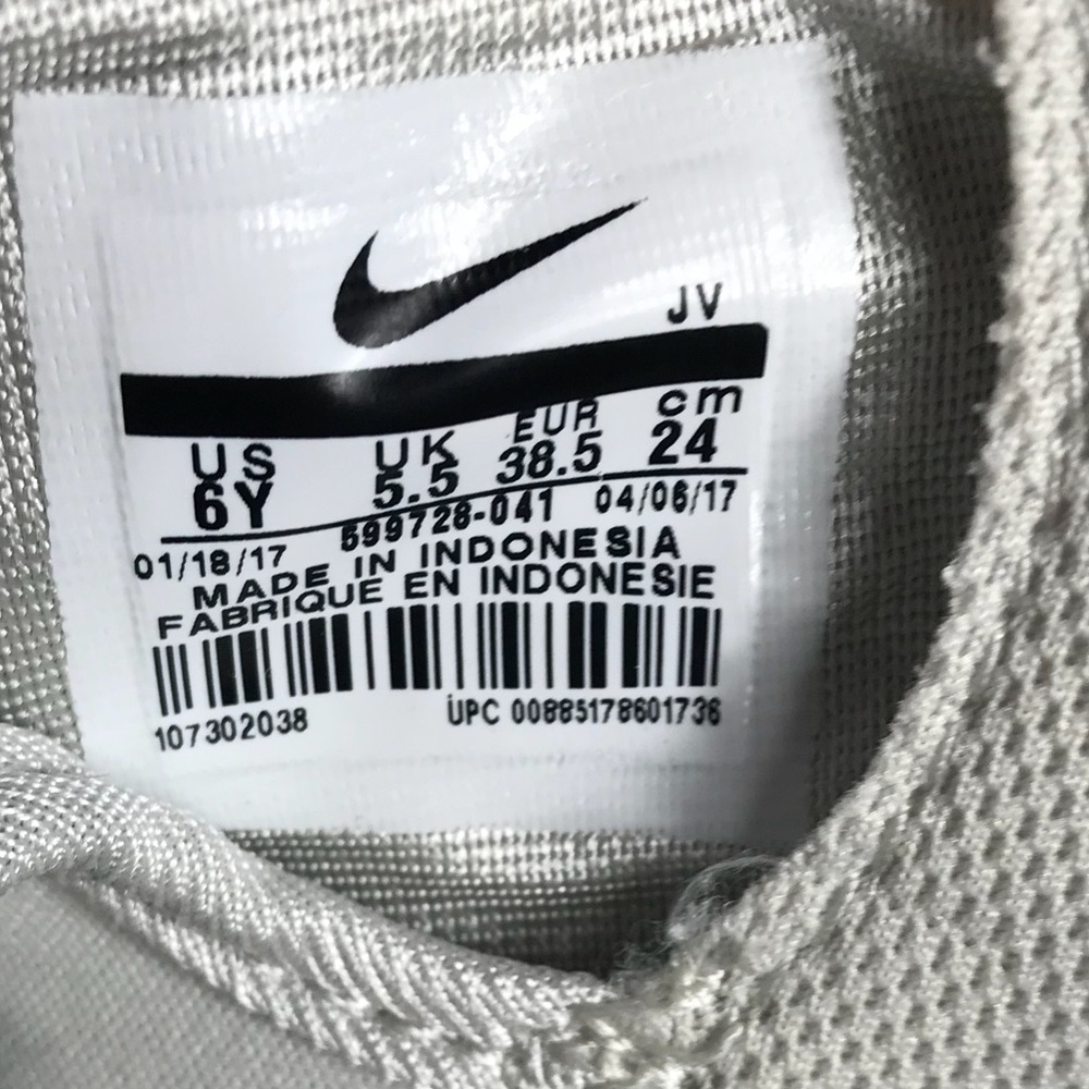 NWT Nike Roshe One Print JCRD WMNS - Picture 6 of 7